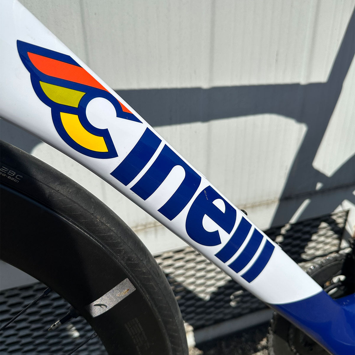 Pressure - Triple White Ultegra Di2 Test - M