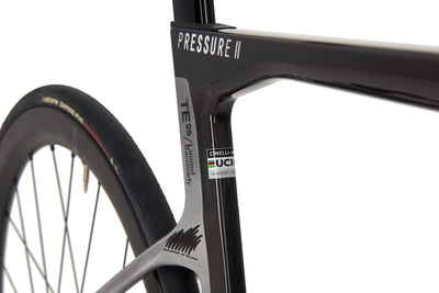 PRESSURE 2 - RED ETAP AXS