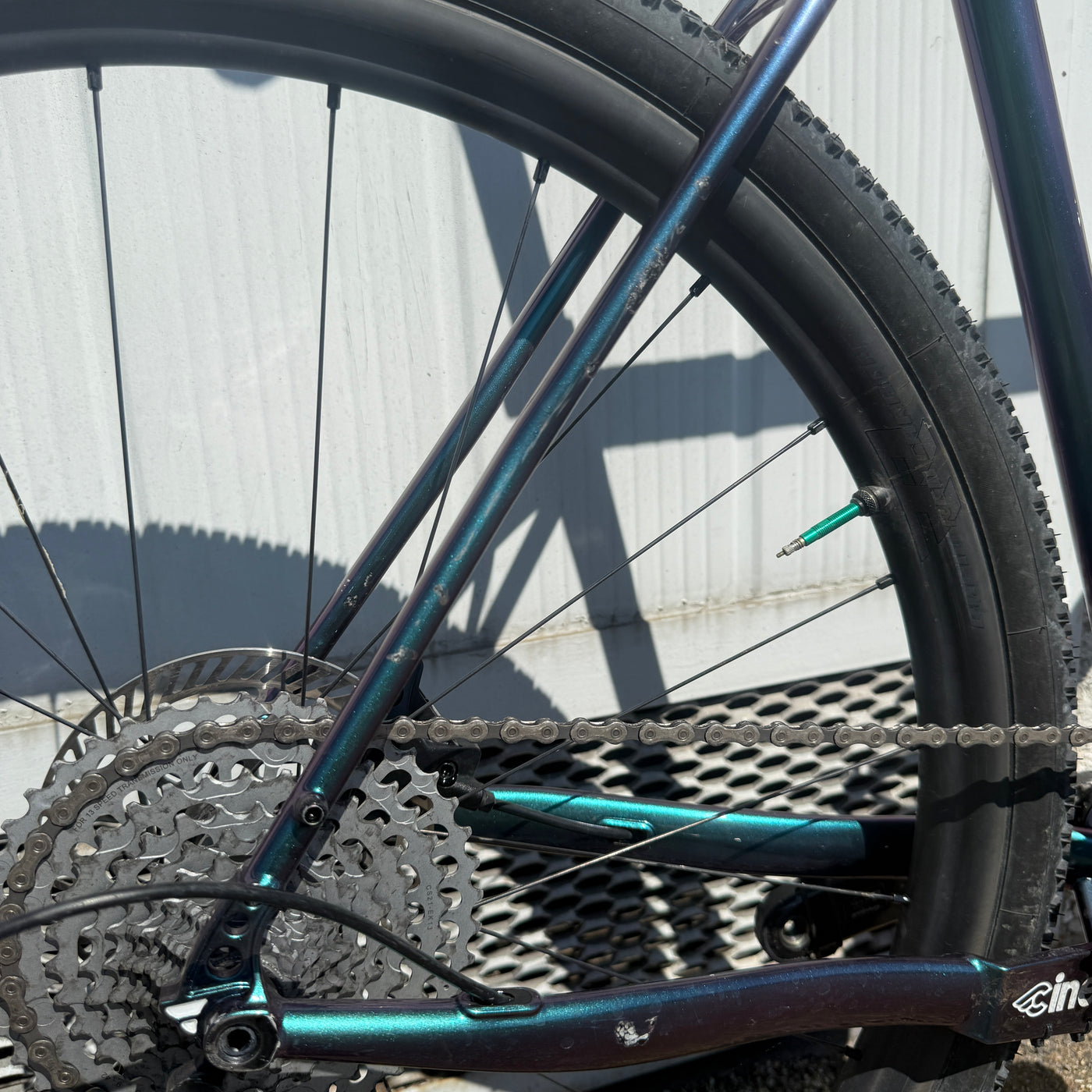 NEMO TIG GRAVEL - Hi Ride - Green Pink & White Decals - S