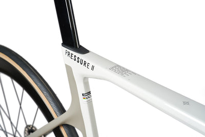 PRESSURE 2 - RED ETAP AXS 12s