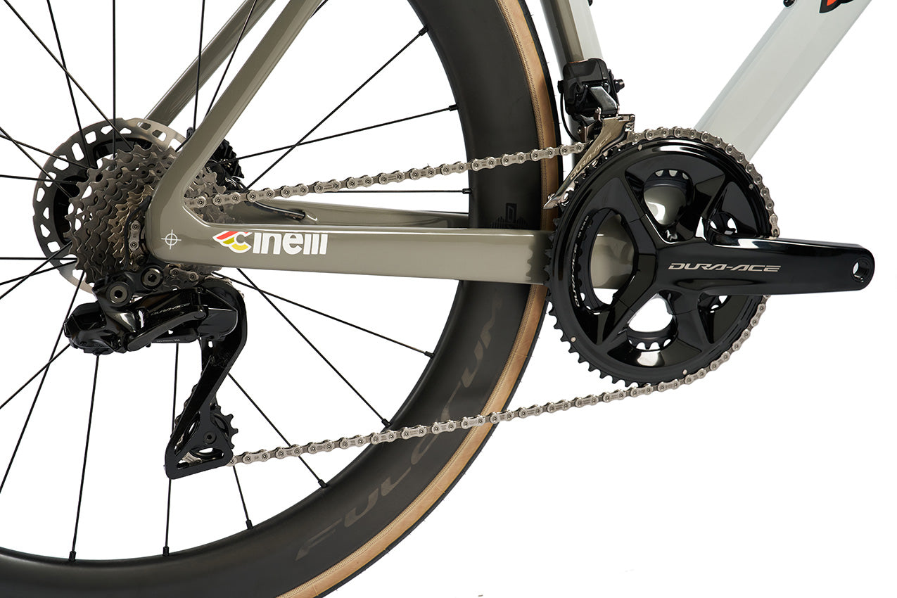 PRESSURE 2 - RED ETAP AXS 12s