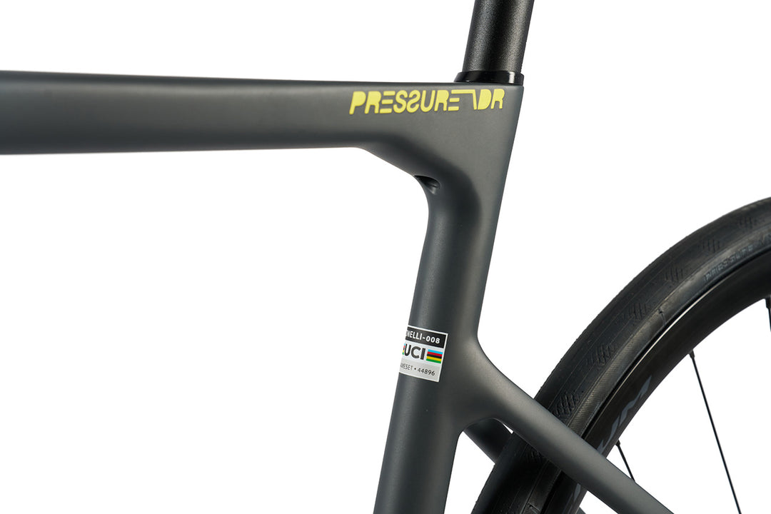 Cinelli Pressure ADR ロードバイクフレーム Cinelli Pressure ADR Endurance frame — Cycles BiKyle